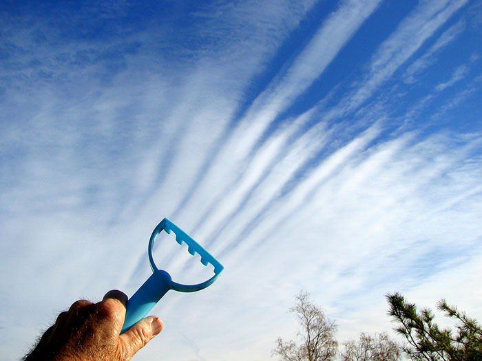 ilusion-optica-cielo-nubes-luna-16